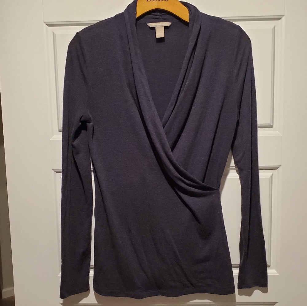 Long sleeve V-Neck Banana Republic Top